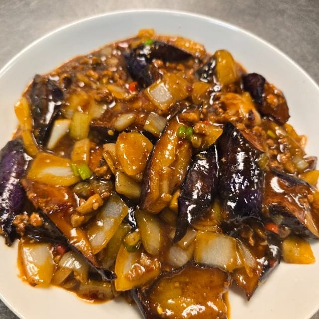 V14. Yushan Garlic Eggplant.